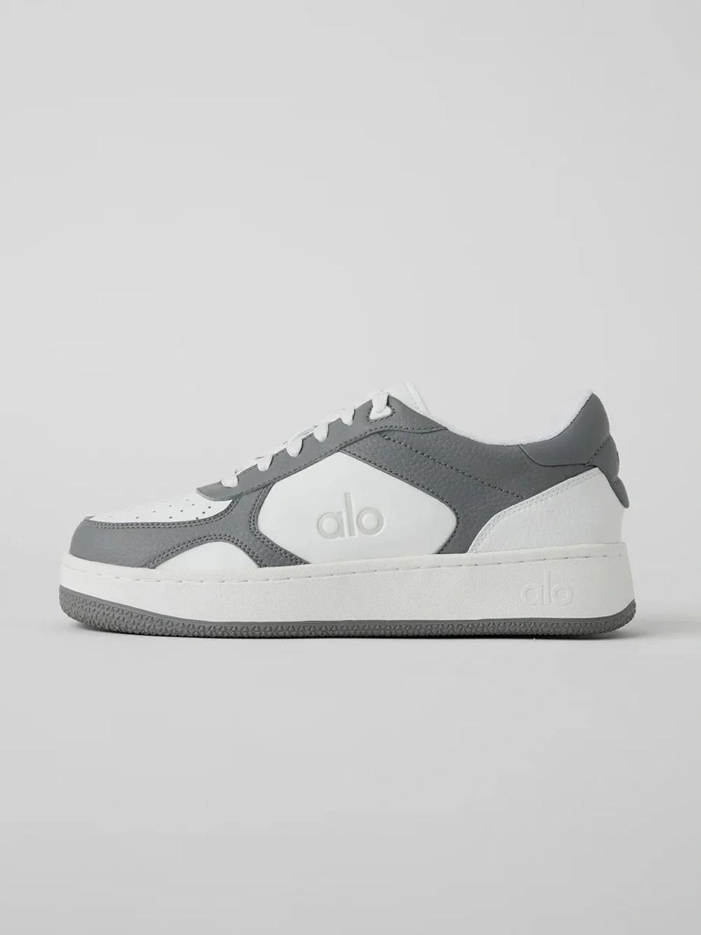 ALO Recovery Mode Sneaker (6.5)